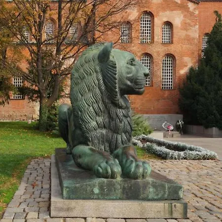 מלון Family Agoncev סופיה