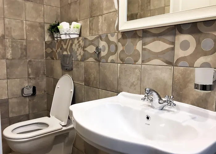 Hotel Family Agoncev 3*