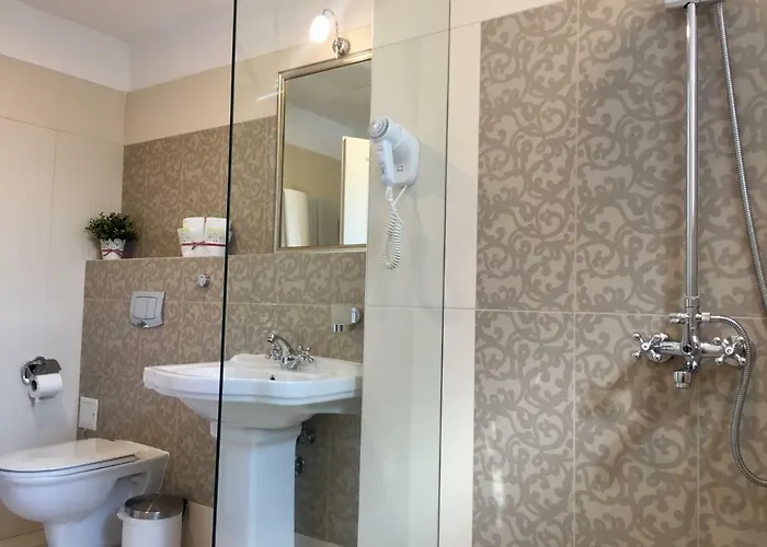 Family Agoncev Hotel