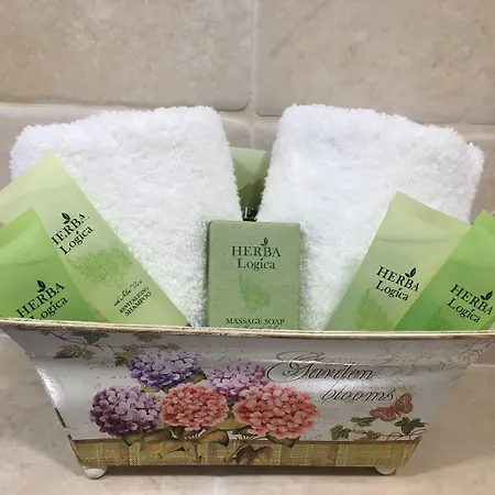 호텔 Family Agoncev