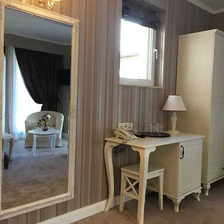 Hotel Family Agoncev 3*