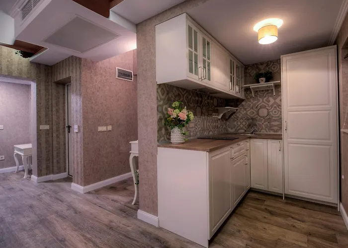 Hotel Family Agoncev 3*