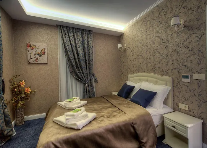 Hotel Family Agoncev 3*