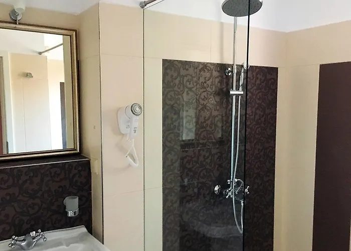 호텔 Family Agoncev 3*