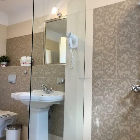 Family Agoncev Hotel